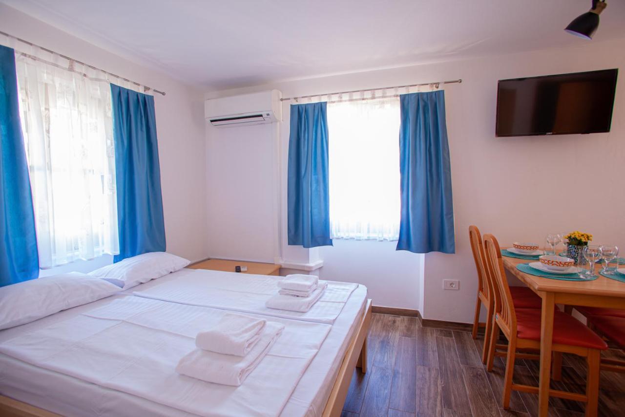Arcobaleno Apartments Piran Exterior photo
